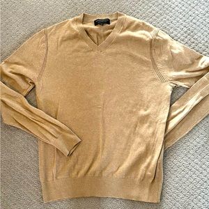 Banana Republic Men’s V Neck Sweater